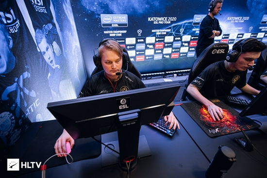 长江大堤全民健身走跑邀请赛圆满落幕